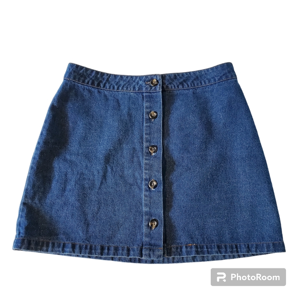 66. Forever 21 Large Short Blue Button Up Denim Skirt